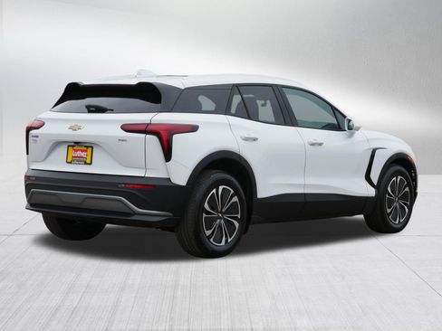 Used 2024 Chevrolet Blazer EV LT image 7