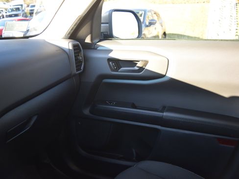 Used 2024 Ford Bronco Sport Badlands image 15