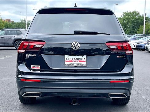 Used 2019 Volkswagen Tiguan SE AWD/4WD image 4