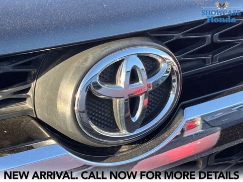 Used 2019 Toyota 4Runner Limited AWD/4WD image 9