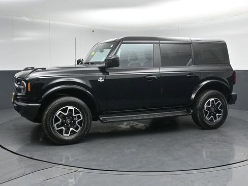 Certified 2025 Ford Bronco Outer Banks AWD/4WD image 4