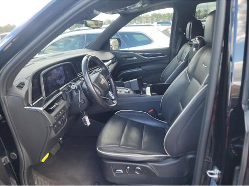 Used 2023 Cadillac Escalade Sport image 13