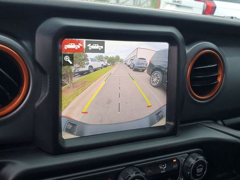Used 2022 Jeep Gladiator Mojave w/ LED Lighting Group AWD/4WD image 20