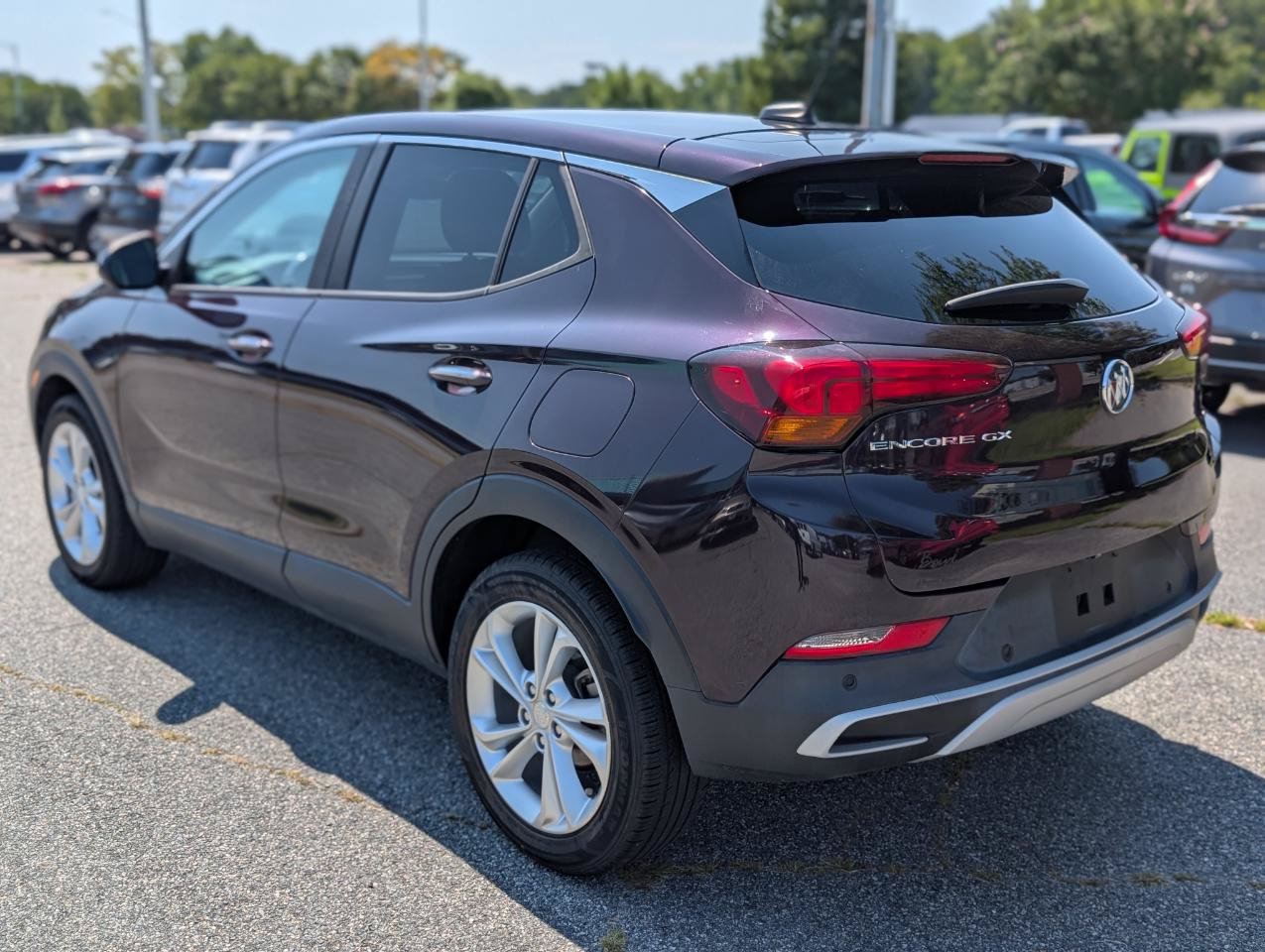 Used 2020 Buick Encore GX Preferred w/ Cold Weather Comfort Package FWD image 4