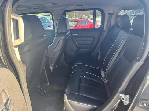 Used 2007 HUMMER H3 AWD/4WD image 28
