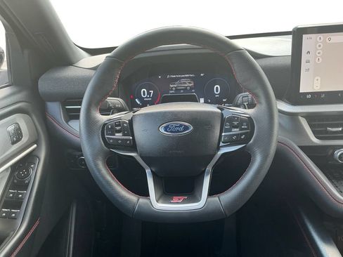 Certified 2025 Ford Explorer ST w/ Sun And Sound Package AWD/4WD image 18