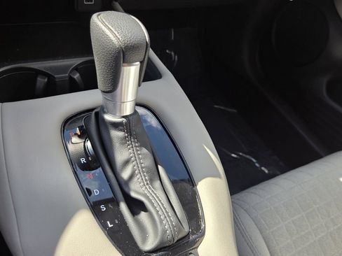 Certified 2025 Honda HR-V LX image 18