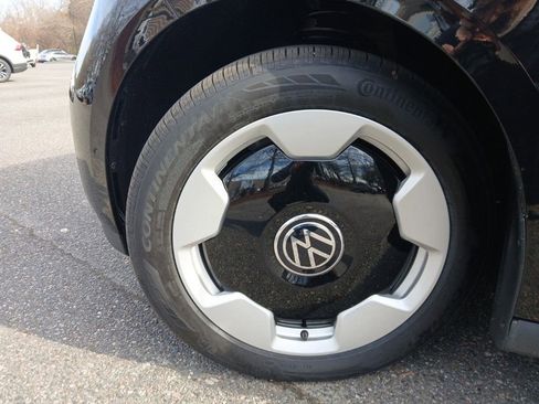 New 2025 Volkswagen ID. Buzz Pro S image 26