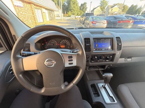Used 2007 Nissan Frontier XE w/ Preferred Pkg RWD image 26