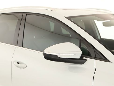 Certified 2023 Audi Q4 e-tron Premium Plus w/ Premium Plus image 37