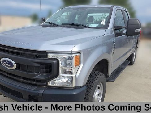 Used 2022 Ford F250 XL w/ Power Equipment Group AWD/4WD image 1