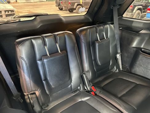 Used 2019 Ford Explorer Sport w/ Equipment Group 401A image 28