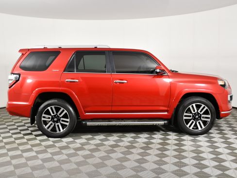 Used 2018 Toyota 4Runner Limited w/ Convenience Package AWD/4WD image 5