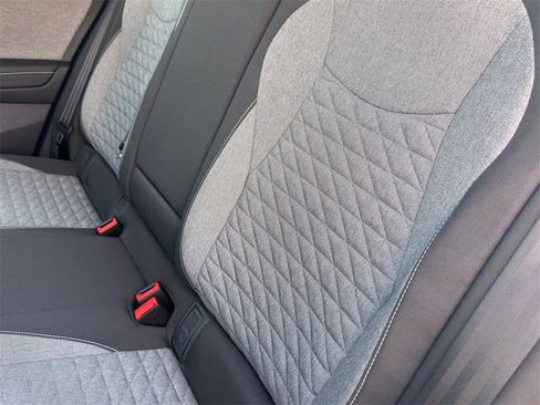 New 2026 Volkswagen Tiguan S image 32