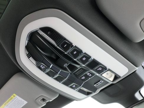 Used 2011 Porsche Panamera image 60