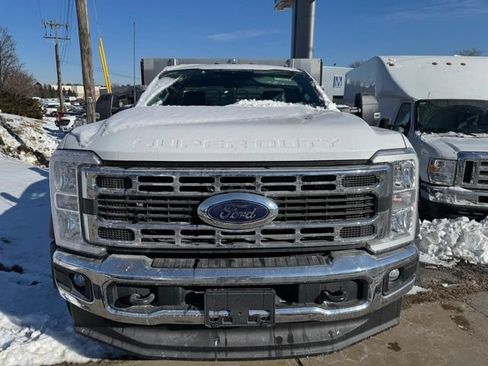 New 2024 Ford F550 4x4 Regular Cab Super Duty w/ XL Chrome Package image 2