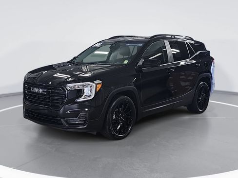 Used 2023 GMC Terrain SLE w/ Driver Convenience Package FWD image 9