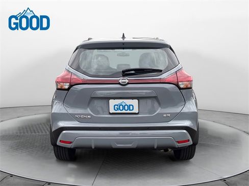 Used 2023 Nissan Kicks SR w/ SR Premium Package image 4