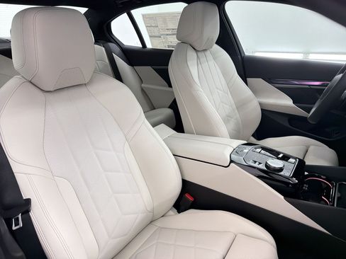 New 2027 BMW 530i RWD image 30