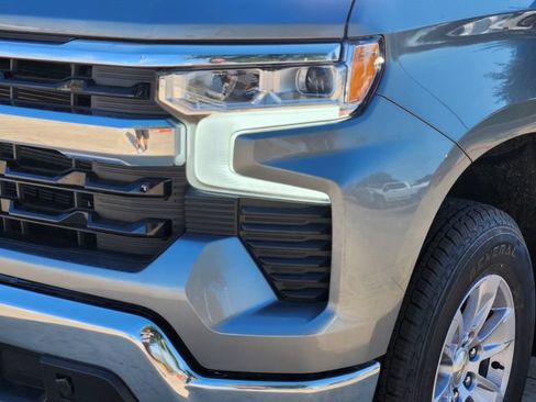 New 2026 Chevrolet Silverado 1500 LT w/ Leather Package RWD image 16