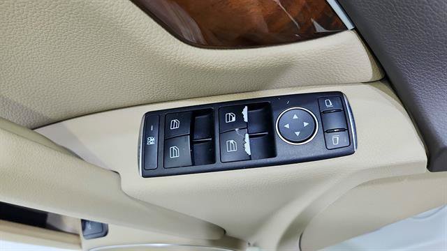 Used 2012 Mercedes-Benz C 300 4MATIC Sedan image 18