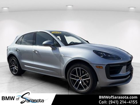 Used 2024 Porsche Macan S AWD/4WD image 1
