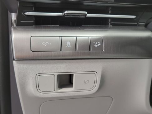 Used 2025 Hyundai Kona SEL FWD image 38