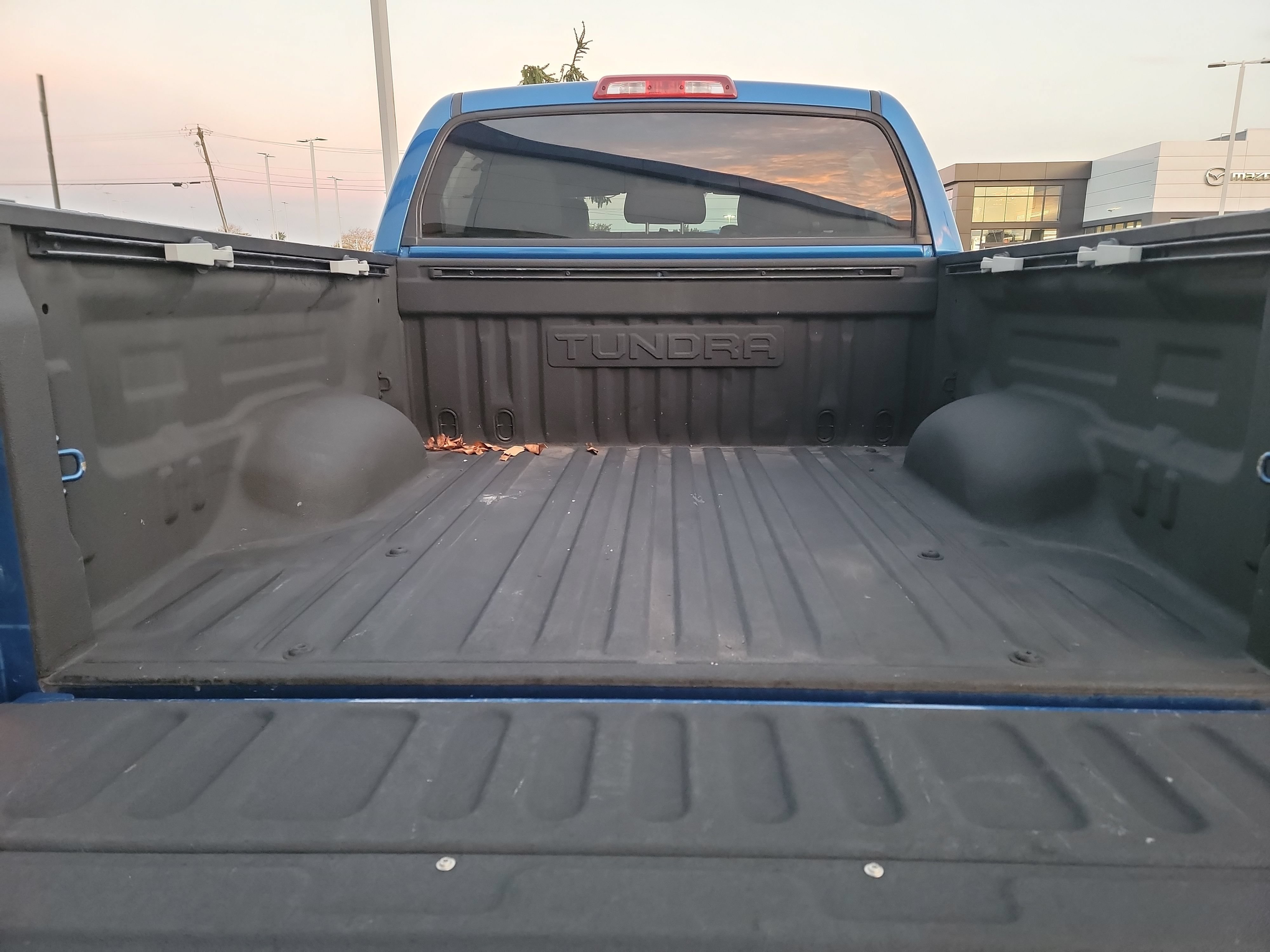 Used 2018 Toyota Tundra Limited AWD/4WD image 25