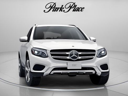 Used 2018 Mercedes-Benz GLC 300 4MATIC image 34