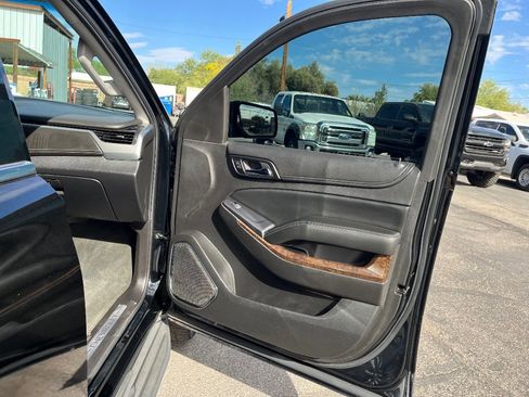 Used 2015 Chevrolet Tahoe LT w/ Luxury Package AWD/4WD image 40