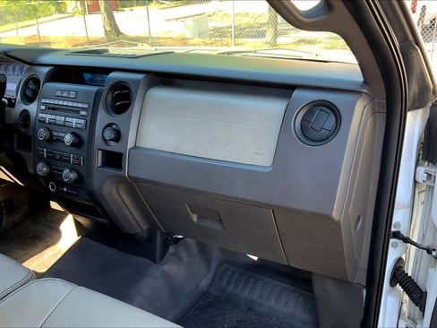 Used 2010 Ford F150 STX image 14