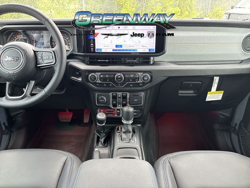 Used 2025 Jeep Wrangler Unlimited Sport AWD/4WD image 13