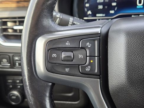 Used 2022 Chevrolet Suburban Premier image 27