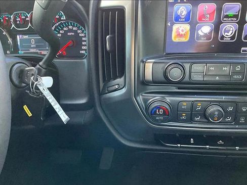 Used 2018 Chevrolet Silverado 1500 LT w/ All Star Edition image 24