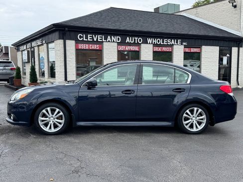Used 2013 Subaru Legacy 2.5i Limited AWD/4WD image 2