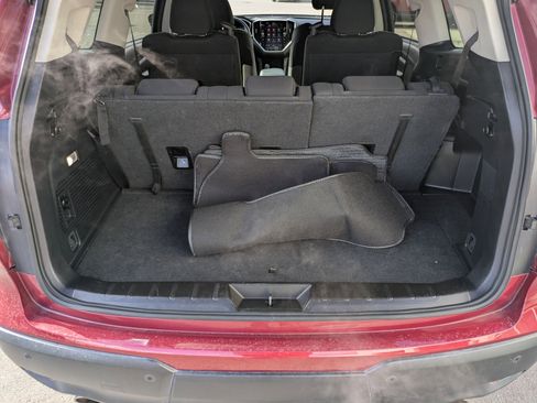 Used 2025 Subaru Ascent Premium AWD/4WD image 32
