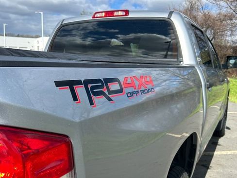 Used 2015 Toyota Tundra SR5 w/ TRD Off Road Package image 30