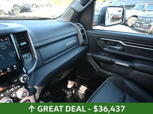 Used 2024 RAM 1500 Laramie AWD/4WD image 33