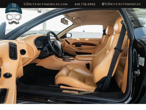 Used 2000 Aston Martin DB7 Vantage RWD image 35