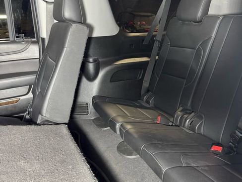 Used 2019 Chevrolet Suburban LT AWD/4WD image 21