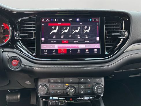 Used 2021 Dodge Durango SRT Hellcat w/ Technology Group AWD/4WD image 22
