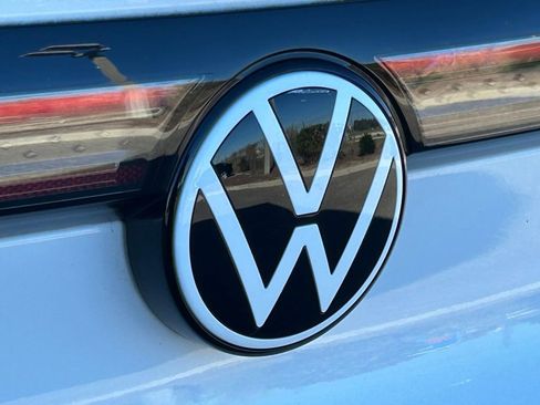 Used 2021 Volkswagen ID.4 Pro S image 50