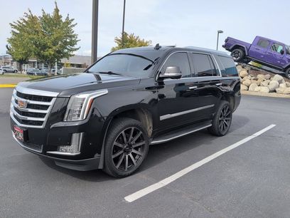 Used 2017 Cadillac Escalade Luxury