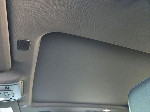 Used 2022 Chevrolet Tahoe LT w/ LT Signature Plus Package image 36