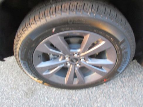 New 2026 Ford Explorer Active w/ Active Comfort Package image 11