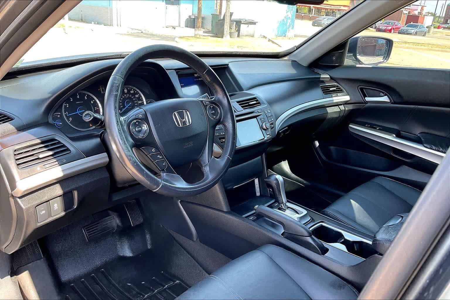Used 2013 Honda Crosstour EX-L image 2
