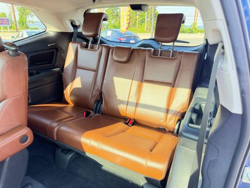 Used 2019 Subaru Ascent Touring w/ Popular Package #3 AWD/4WD image 37