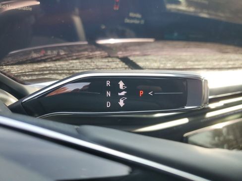 New 2026 Cadillac Escalade IQL Luxury w/ LPO, Floor Liner Package AWD/4WD image 39