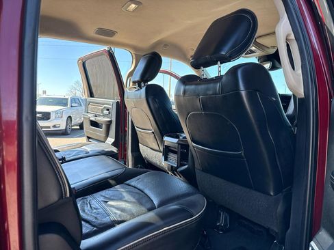 Used 2019 RAM 3500 Laramie image 28