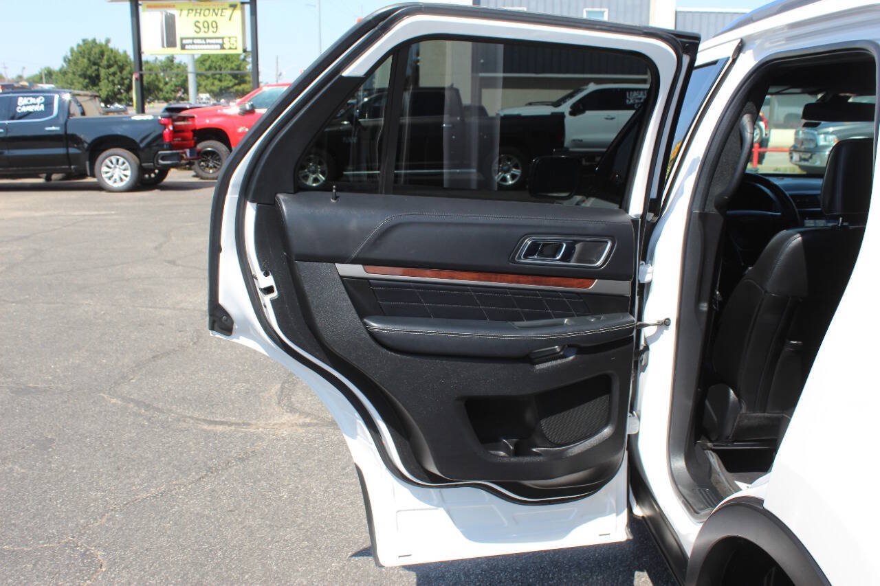 Used 2018 Ford Explorer Platinum AWD/4WD image 20